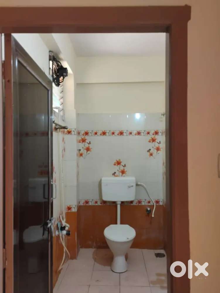 East facing 2 BHK FLAT FOR OFFICEor DOMESTIC