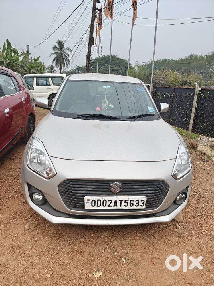 Maruti Suzuki Swift LXI Optional-O, 2018, Petrol