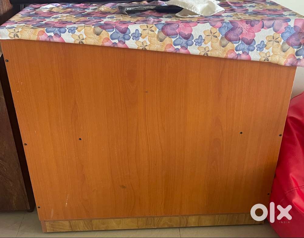 Computer Table and chair combo