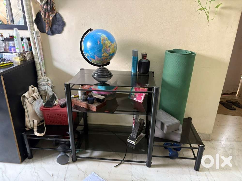 Glass TV table