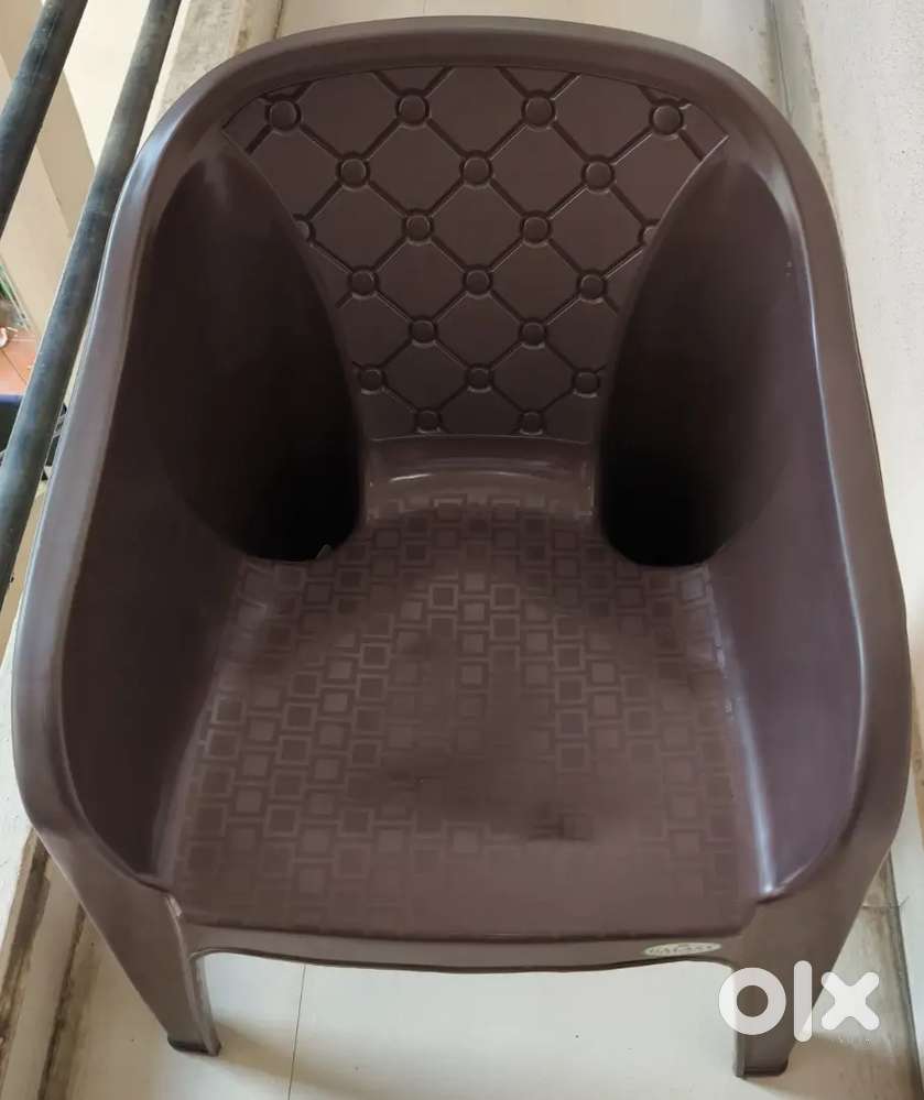 Stylish Resin Patio/Balcony Chair - Chocolate Brown - Used Only 7 Days