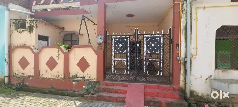 HOUSE AVAILABLE FOR SALE AVAS VIKAS KK PURI COLONY PERIA ROAD