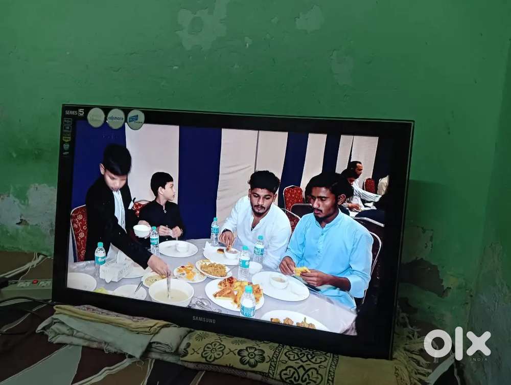 Lcd sumsang 43 inches for sale