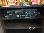 Speaker with amplifier
