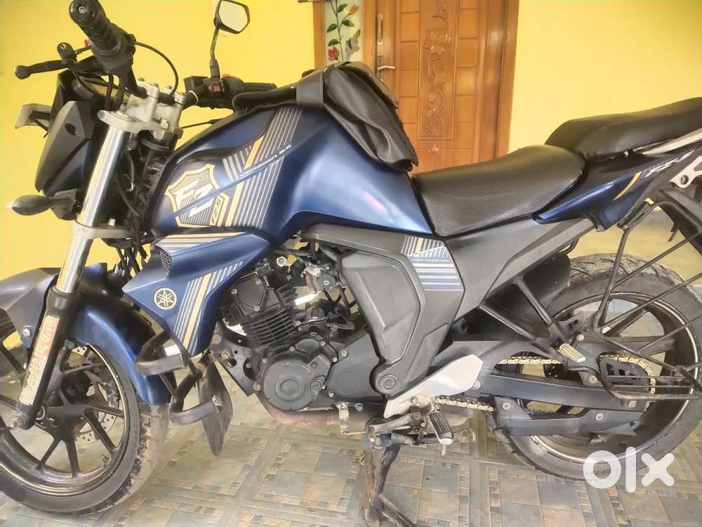 Teacher used well maintained . Sell for new update..