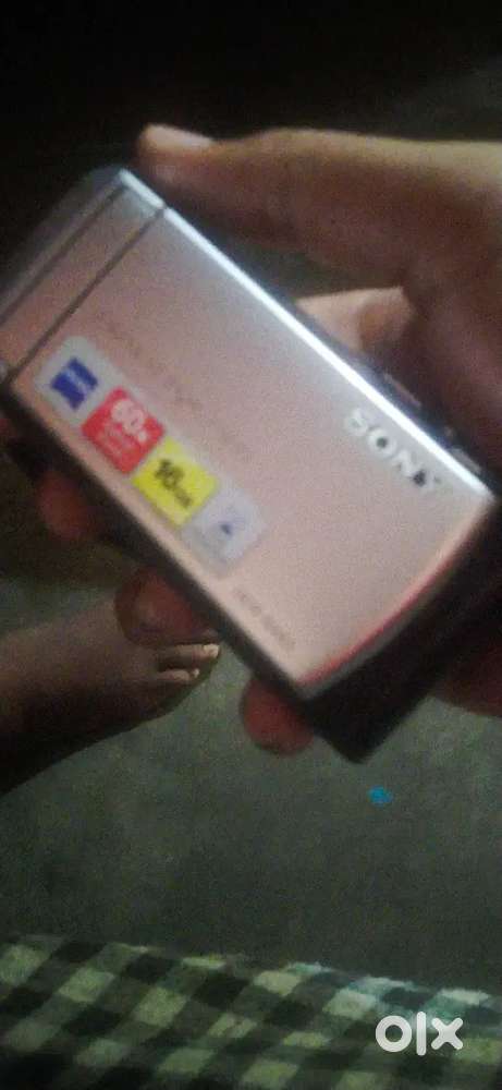 Sony video camera jisko bhi chaiye turant message karo