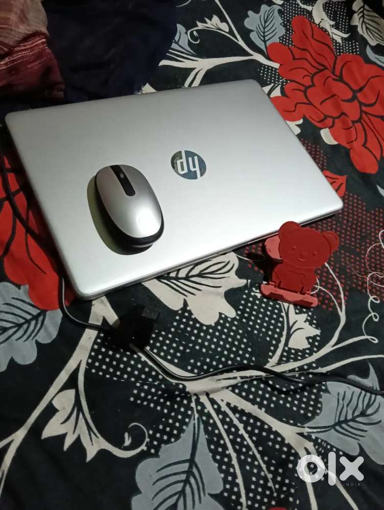 Hp laptop 15s-fr5009TU