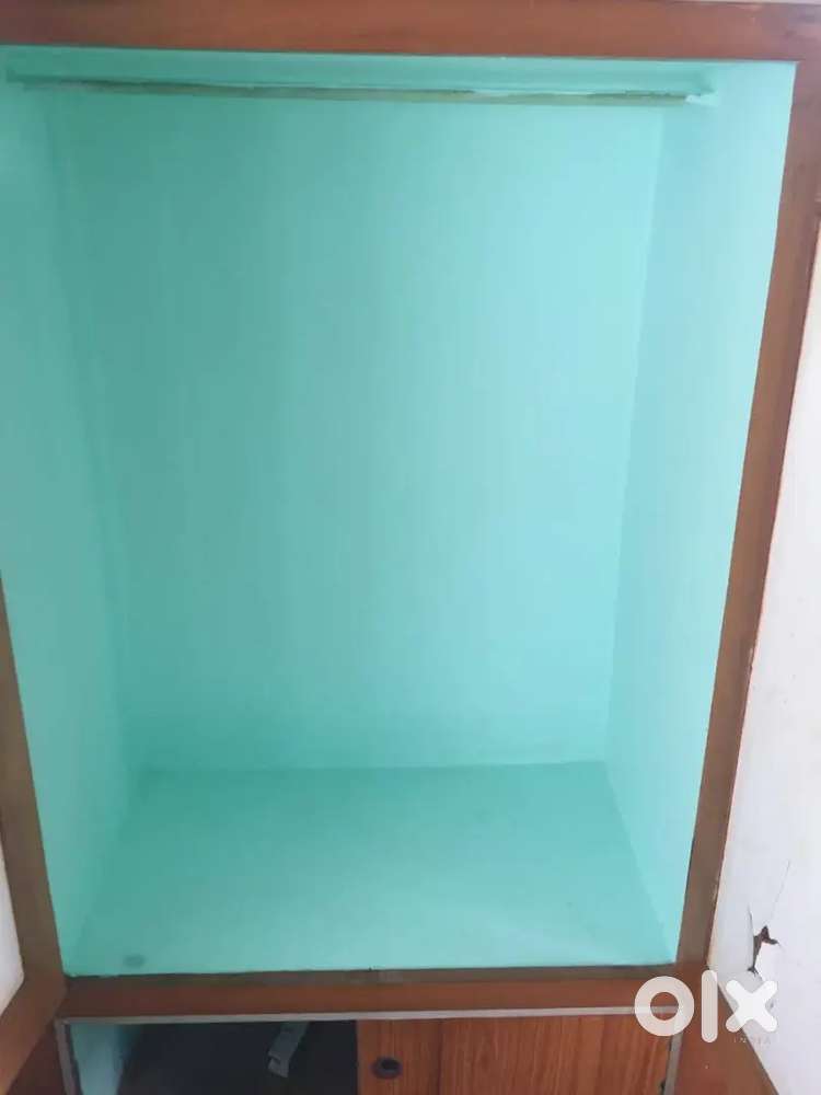 Road Side Small 1Bhk For Male Bachelor In A Prime Location