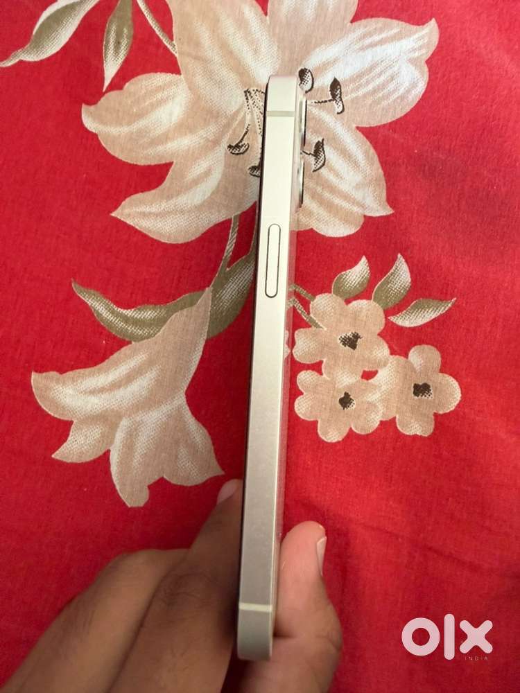 Iphone 13 white