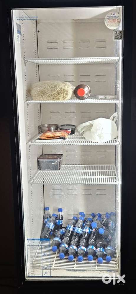 Fridge with four storage big size