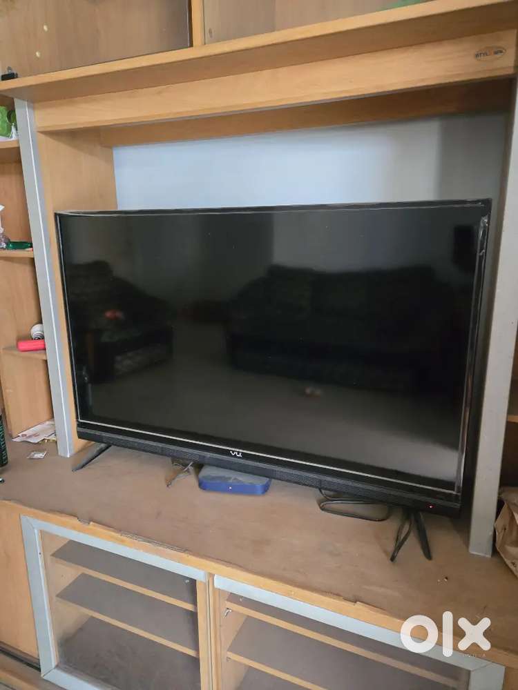 Vu 108 cm (43 inch) Ultra HD (4K) LED Smart WebOS TV