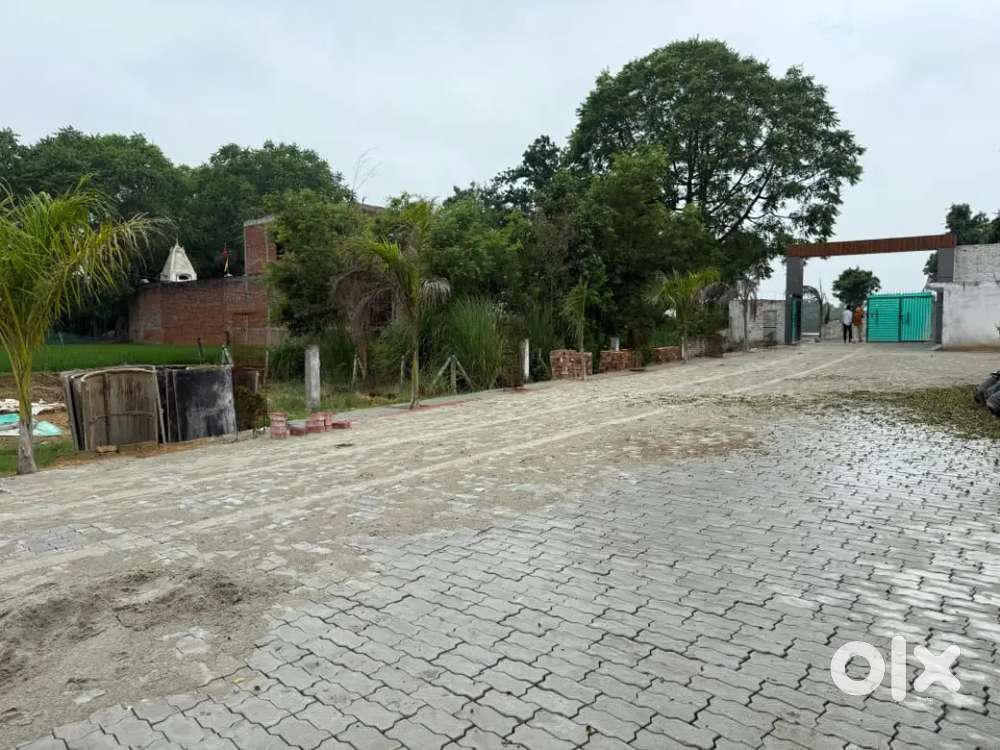 Lucknow lulumol ke nikat plot le kisan path ke pass