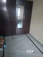 Want female roommates