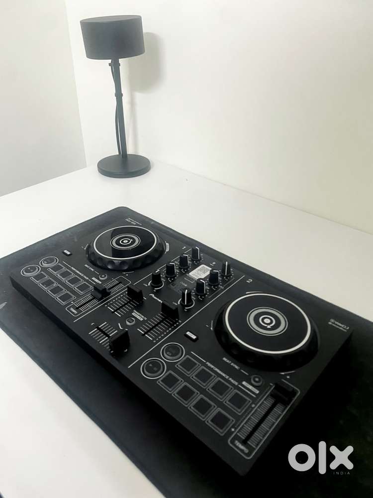Pioneer DDJ-200 Smart DJ Controller