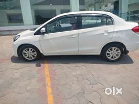 Honda Amaze 2014 Diesel 120000 Km Driven