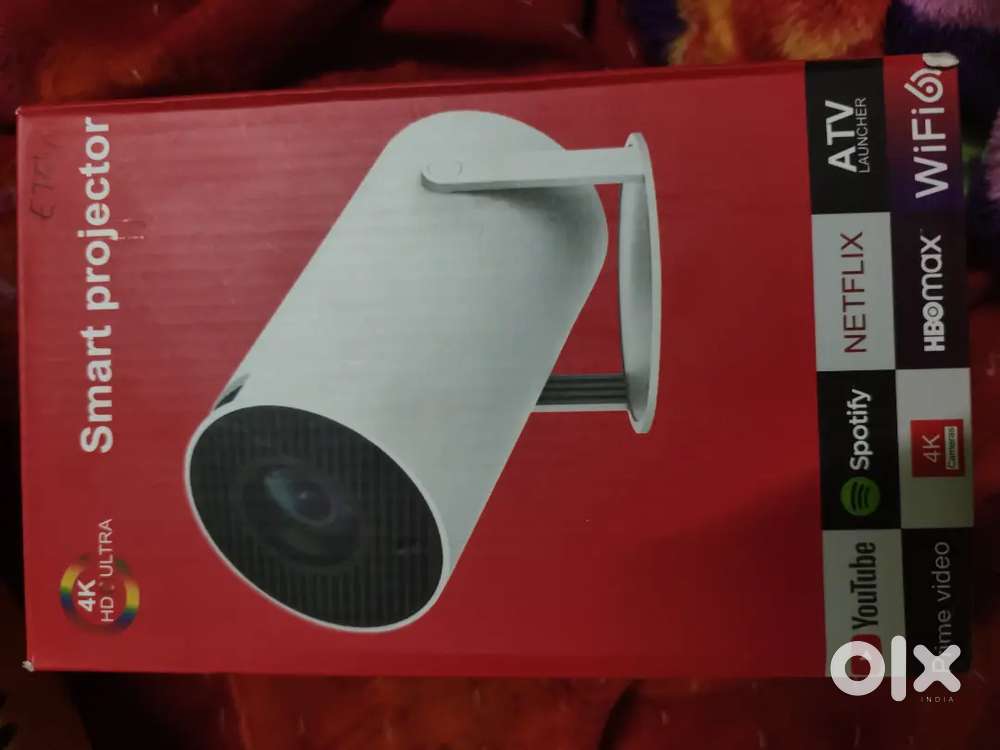 Smart projector 8 days open pice full working condition