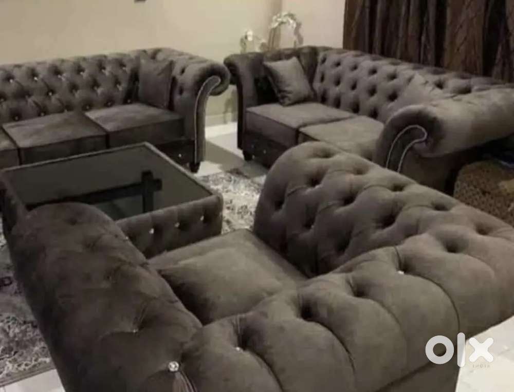 Chesterfield model 6 seater sofa