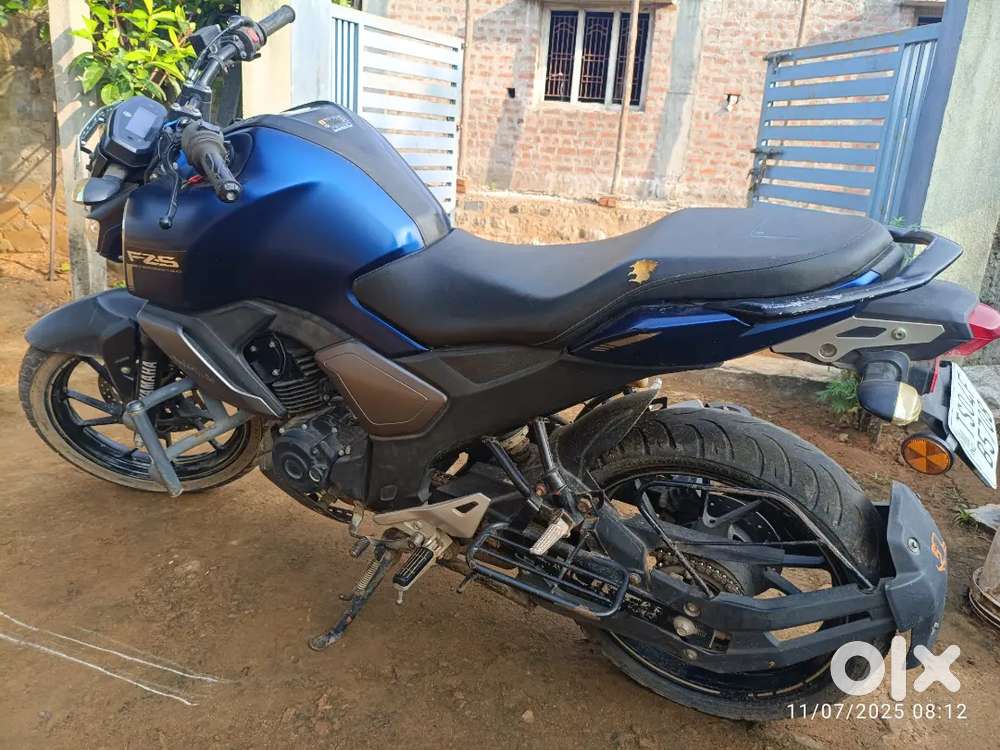 FZ-S  V3 2021 Only 14603 Km
