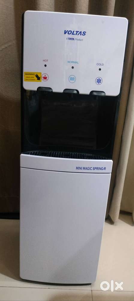 Voltas water dispenser