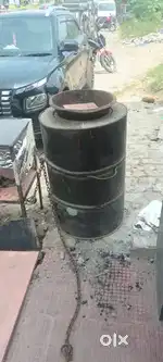 चाप की दुकान का सारा सामान है