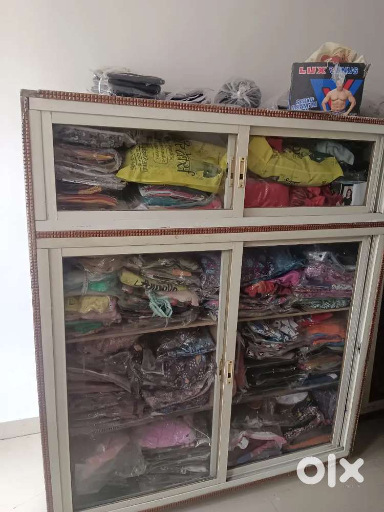 4 by 5  ki 2 almari , 8 by 3 big size almari heavy material