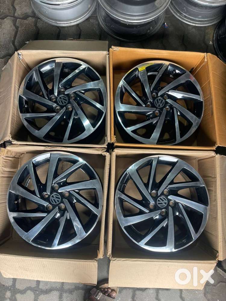 VOLKSWAGEN ALLOY WHEELS 16 INCHES (VERY GOOD CONDITION)