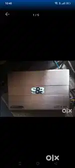 Car amplifier and base with wire