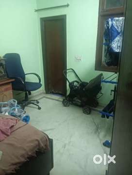 Pg available only for girls
