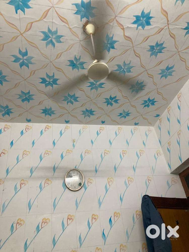 2 room kitchen 1 bathroom