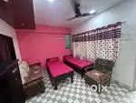 Furnished Low budget girls pg at fatehgunj main road