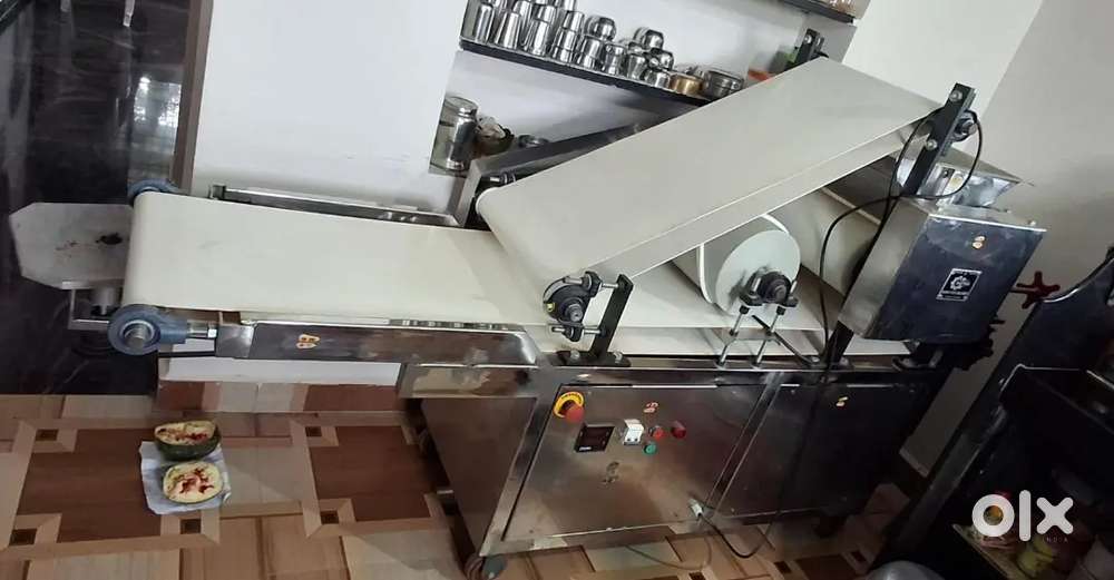 Roti maker machine