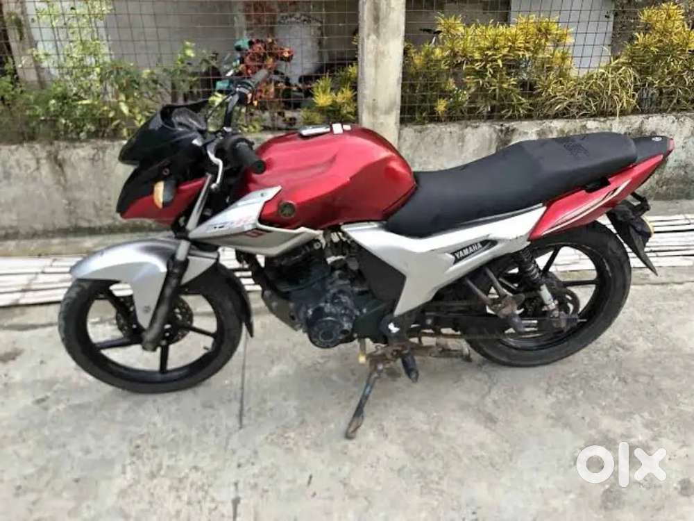 Yamaha szr. Good condition. All pepar clear. Valid 2027