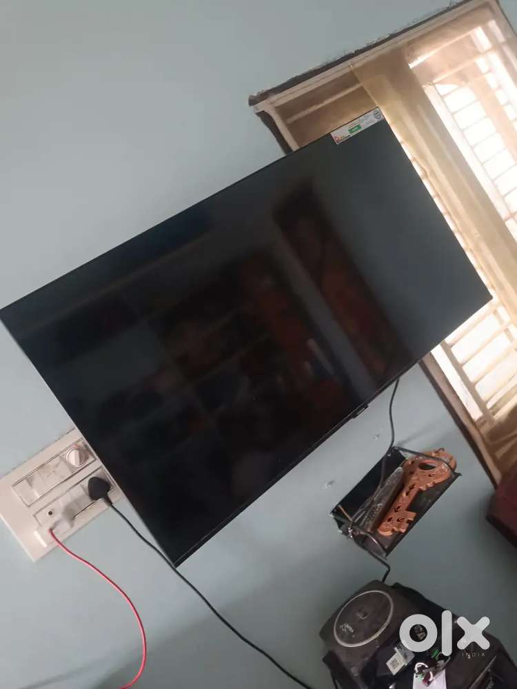 Samsung tv 43inches.