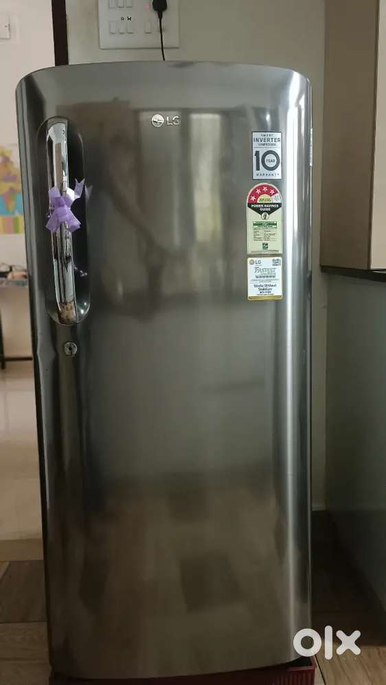 LG FRIDGE 190LWITH STAND AND STABILIZER