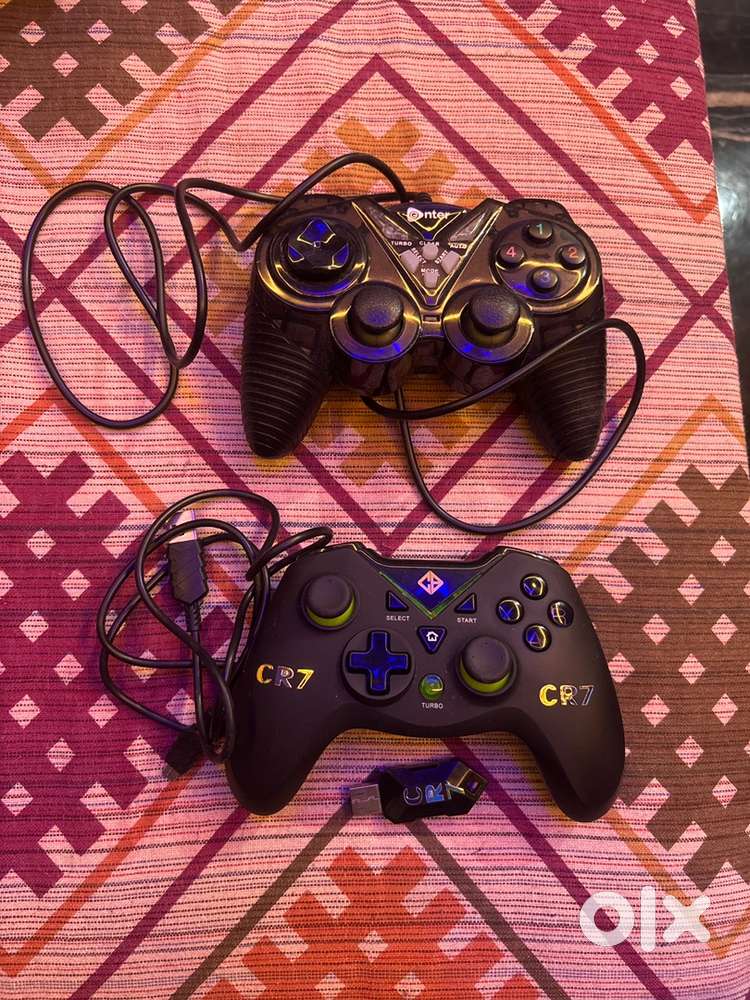 1 wireless and 1 wired controller for pc