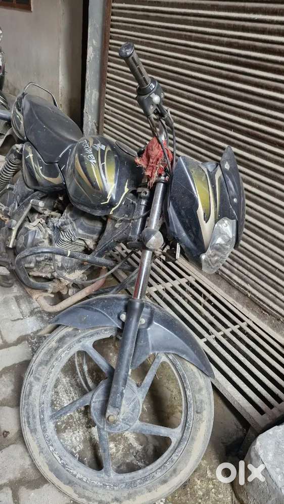 Discover bike, कम चली हुई बिक्री k lie bike