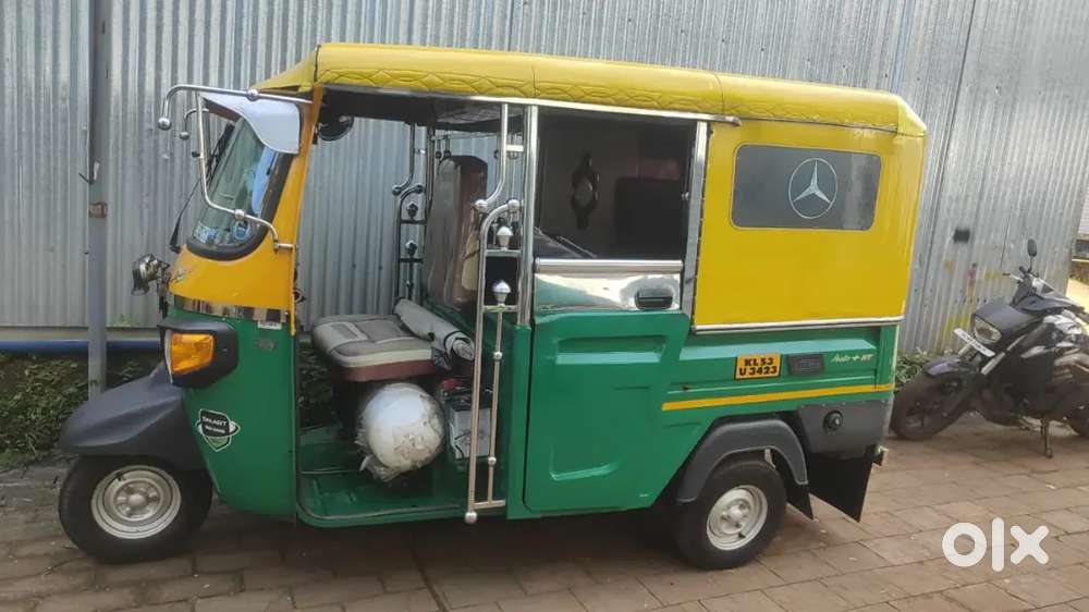 Good first calss insurance 5+1 seat