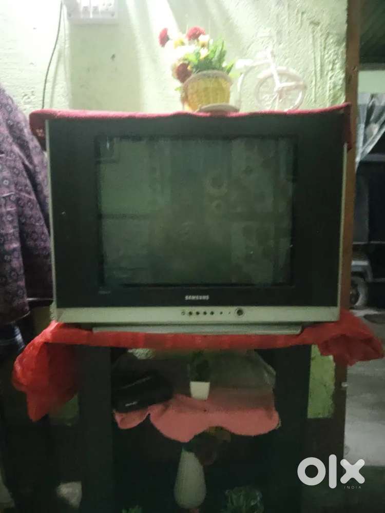 Samsung 32inchi box tb