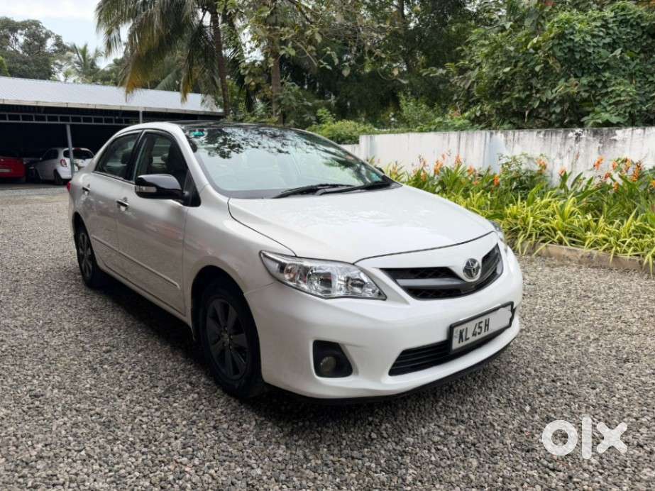 Toyota Corolla Altis 2010-2013 Diesel D4DG, 2012, Diesel