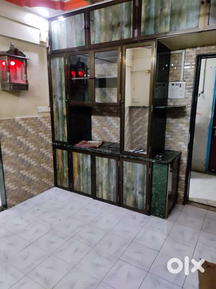 1Rk unfurnished flat for rent at andheri East near highway metro