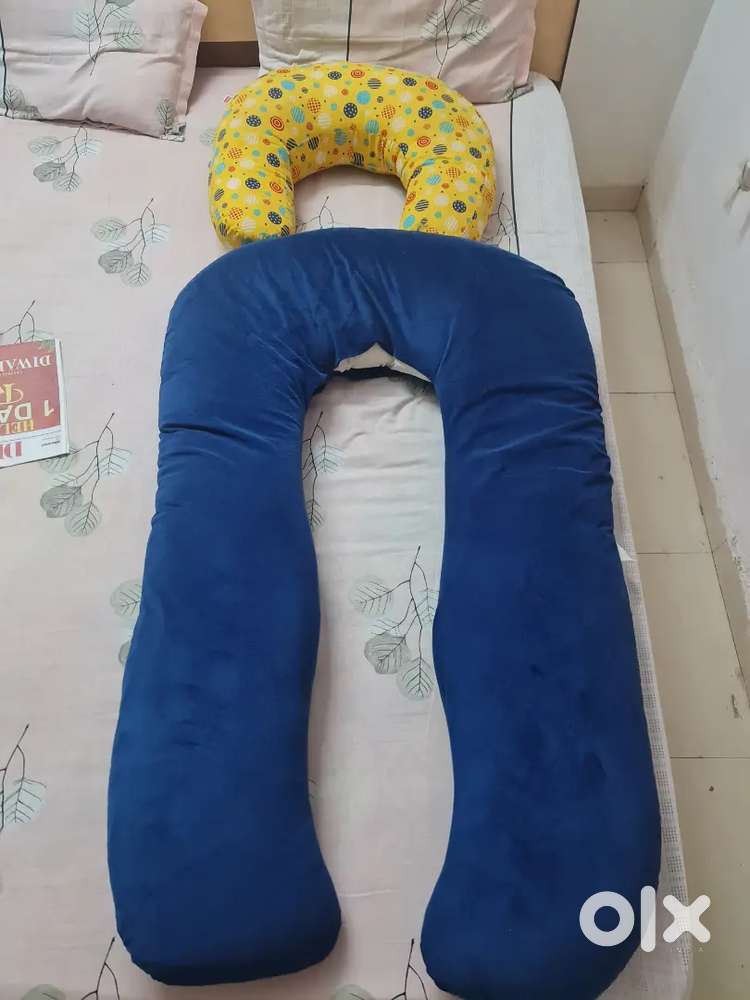 Sparingly used Maternity & Feeding Pillow