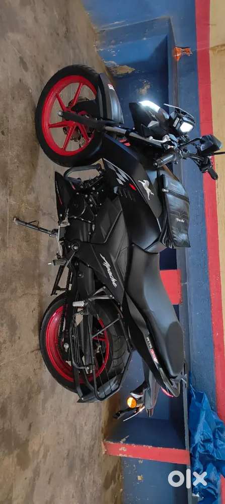 TVS APACHE RTR 160 4V SPECIAL EDITION-SHOWROOM CONDITION- 50 MILEAGE