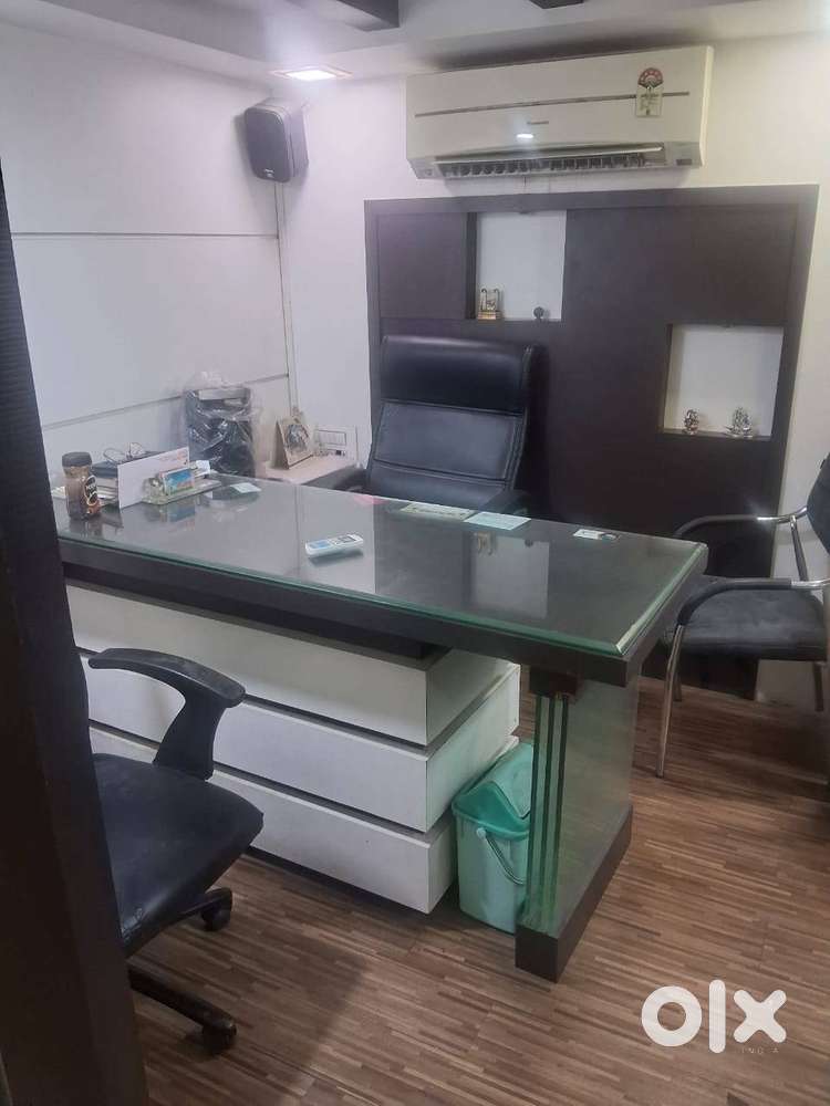 SPACIOUS OFFICE ON RENT AT HEERA PANNA MALL ANDHERI WEST