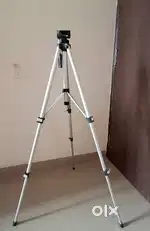 SLIK 800 GFL Deluxe Camera tripod stand