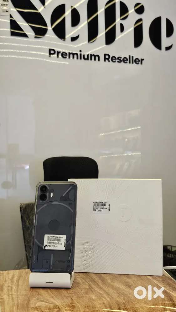 Nothing 2
12GB 256GB storage
Full box 
Just lite used only look like