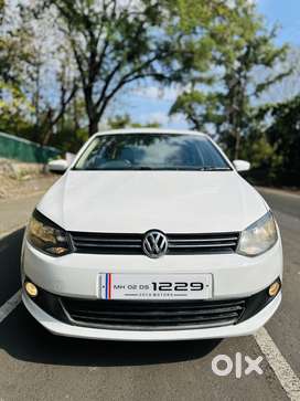Volkswagen Vento 2010-2013 Petrol Highline, 2014, Petrol