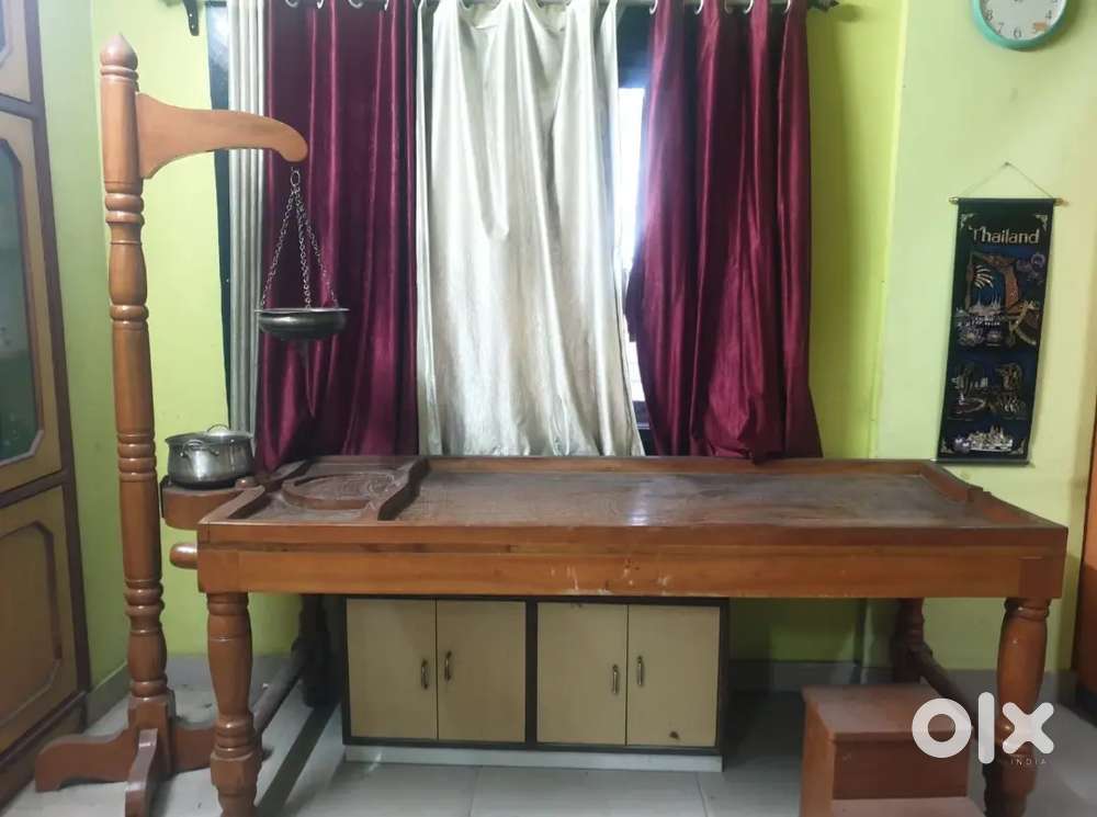 NEW SHIRODHARA TABLE (shisham Wood)