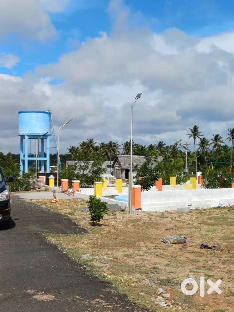 Low budget site,pollachi Highway