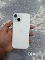 I phone 15. Good condition good BH refurbished accessories included.