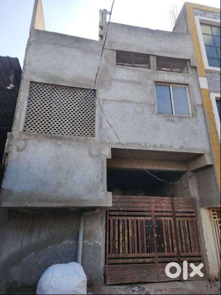 For Sale: G+1 Building on 111 sq yds